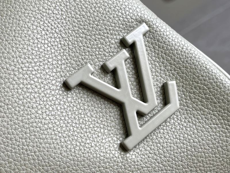 Louis Vuitton Travel Bags